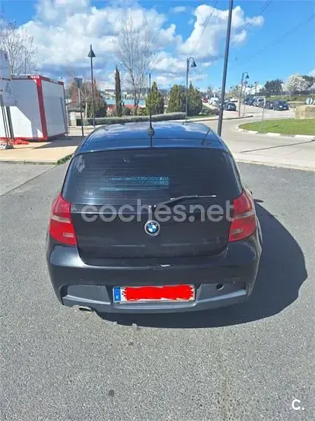 Usado BMW 118 143 CV (105 kW) 2007 Negro Utilitario