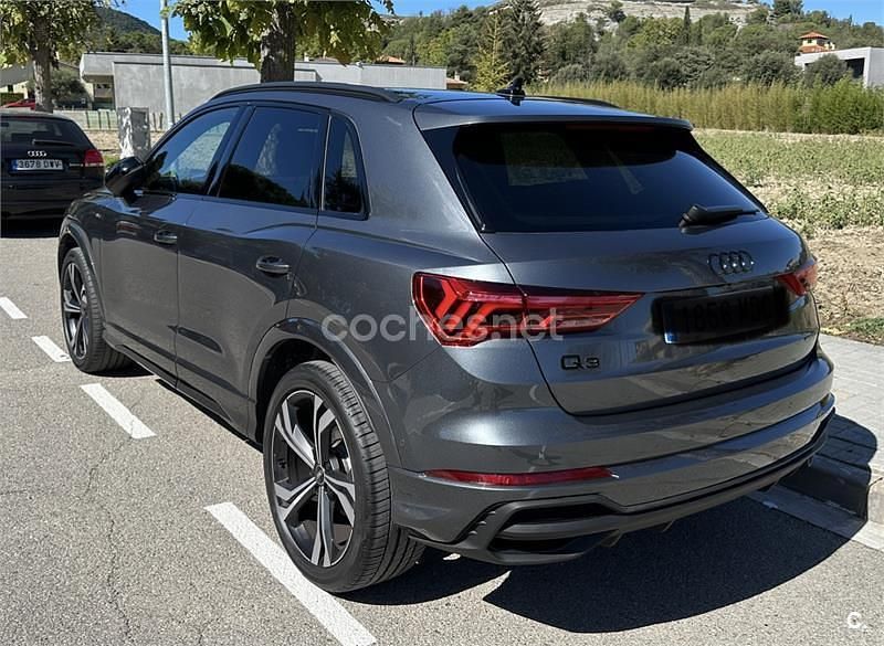 Usado Audi Q3 Sport 150 CV (110 kW) 2023 Gris / plata SUV