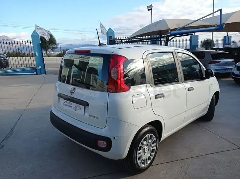 Nuevo Fiat Panda 70 CV (51 kW) 2025 Beige Utilitario