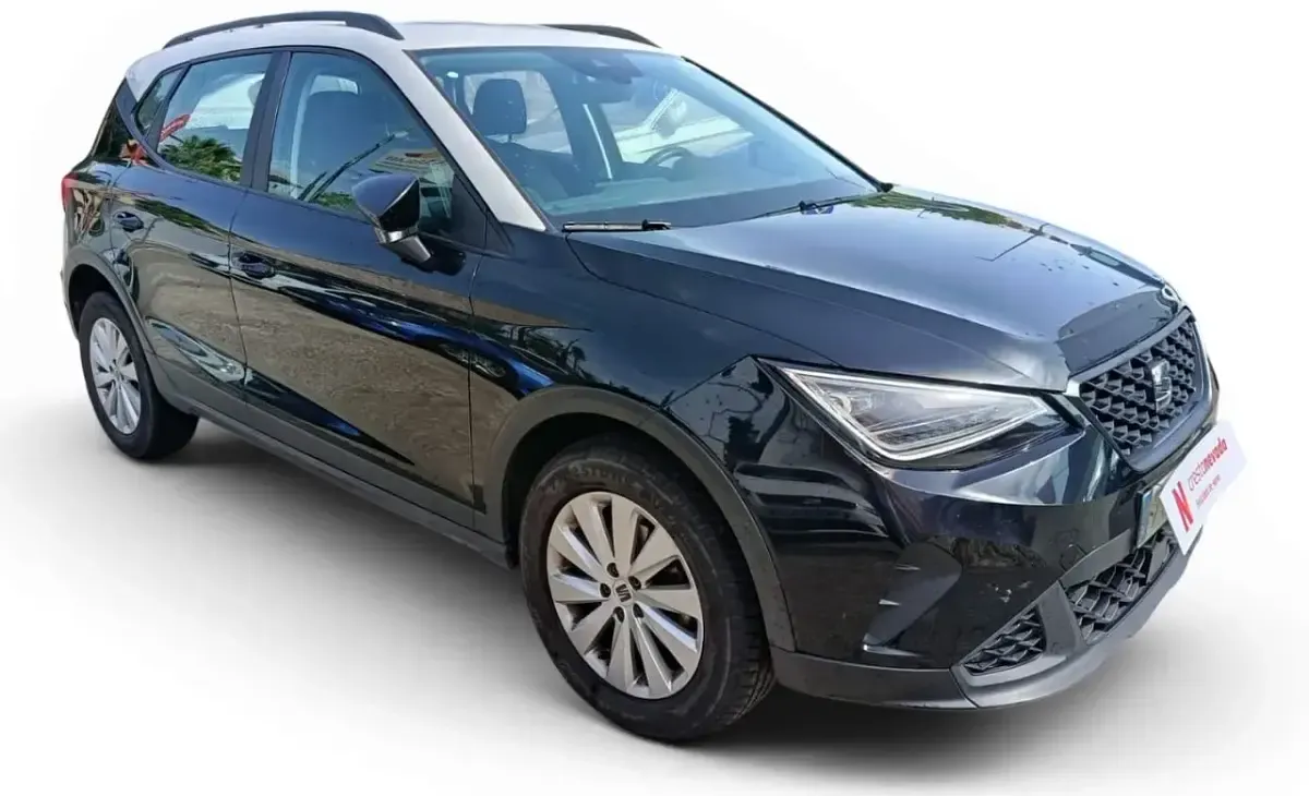 Usado Seat Arona Style 116 CV (85 kW) 2024 Negro SUV