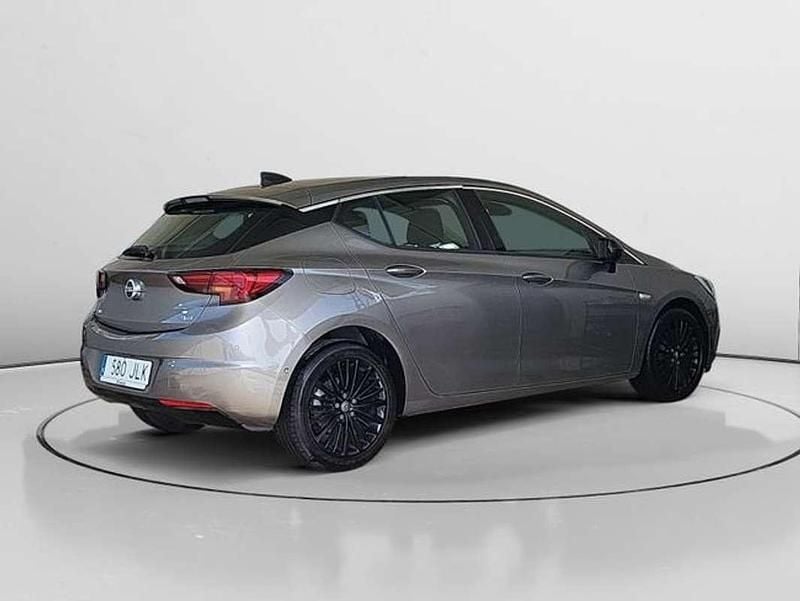 Używany Opel Astra Excellence 136 KM (100 kW) 2016 Szary Hatchback
