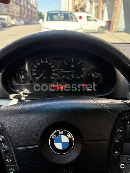 Usado BMW 320 150 CV (110 kW) 2003 Blanco Berlina
