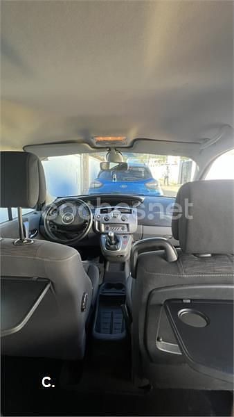 Usado Renault Scénic II 110 CV (80 kW) 2008 Beige Monovolumen