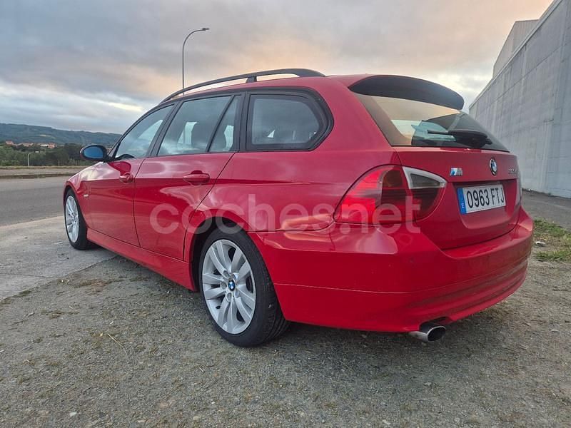 Brugt BMW 320 163 HK (119 kW) 2007 Rød Stationcar