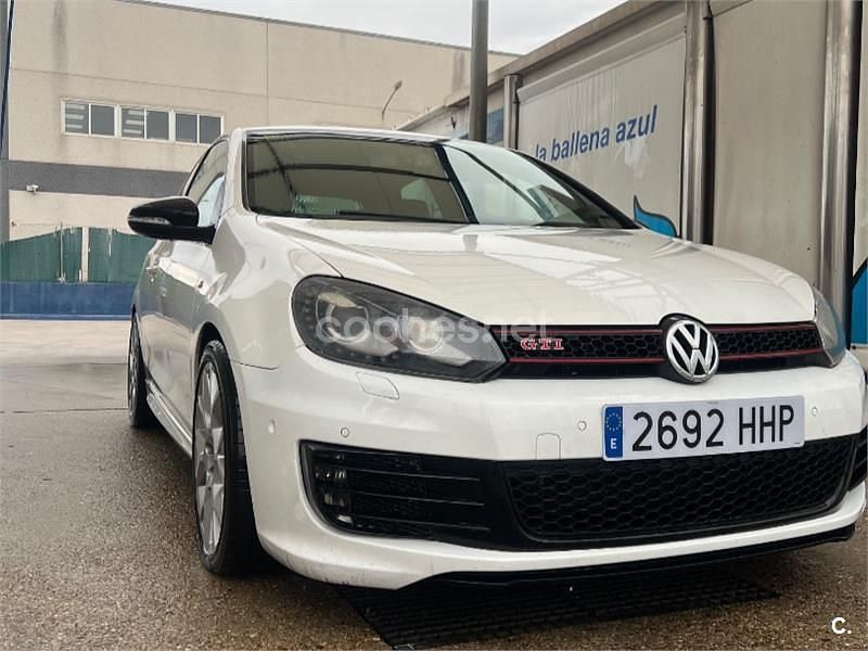 Usado VW Golf VI GTI 235 CV (172 kW) 2011 Blanco Utilitario