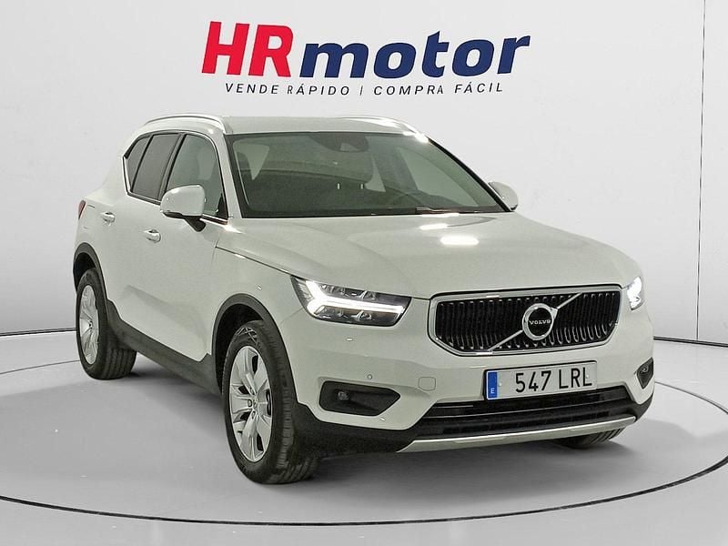 Usado 2021 Volvo XC40 Momentum SUV | 24.990 € (Buen precio) - Imagen 1/4