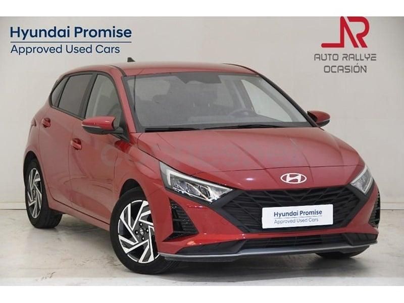 Usado Hyundai i20 84 CV (61 kW) 2024 Rojo Utilitario