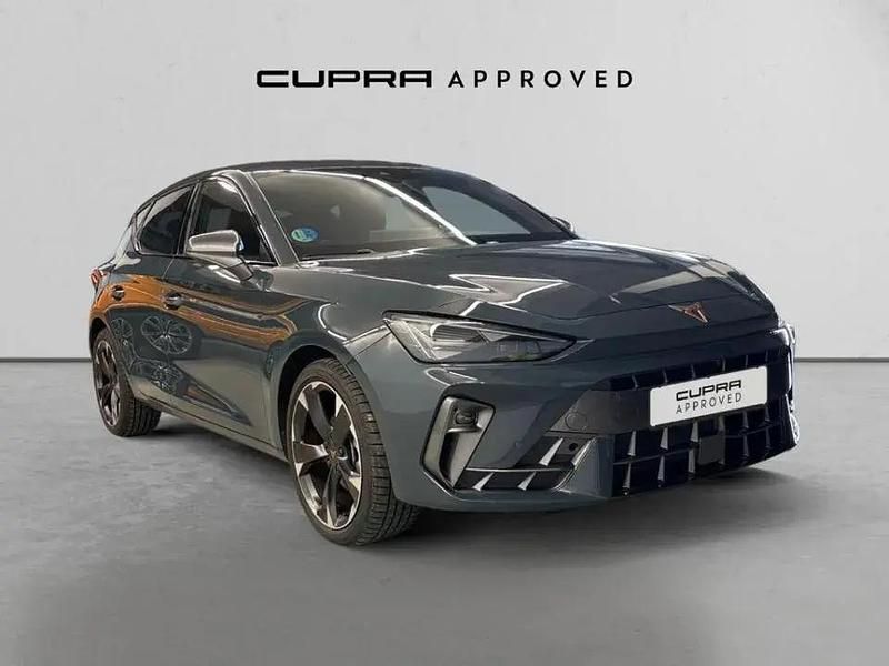 Begagnad Cupra Leon 150 HK (110 kW) 2025 Blå Halvkombi