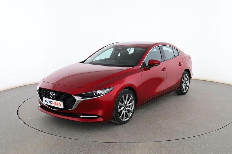 Usado Mazda 3 Exclusive-Line 186 CV (136 kW) 2023 Rojo Berlina