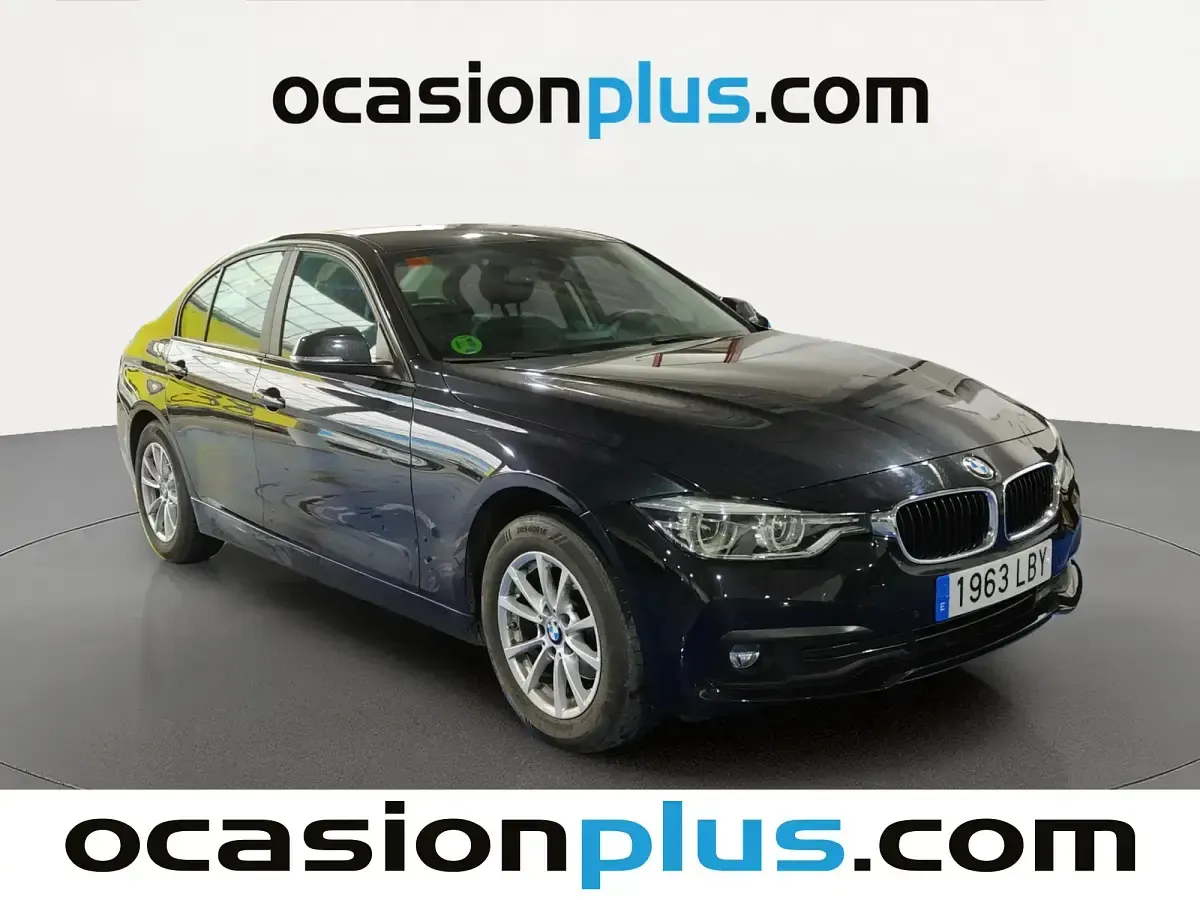 Usado BMW 318 150 CV (110 kW) 2019 Negro Berlina