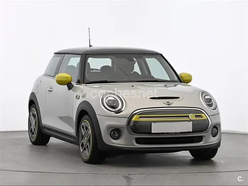 Usado Mini Cooper SE 135 kW (184 CV) 2021 Eléctrico Utilitario