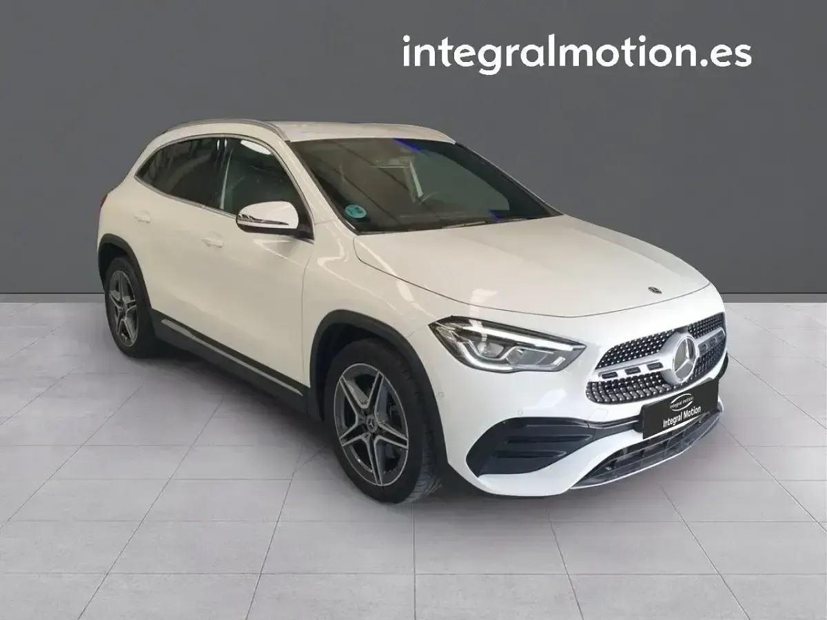 Usado Mercedes GLA200 149 CV (109 kW) 2022 Blanco SUV