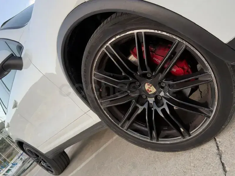 Usado Porsche Cayenne 245 CV (180 kW) 2013 Blanco SUV