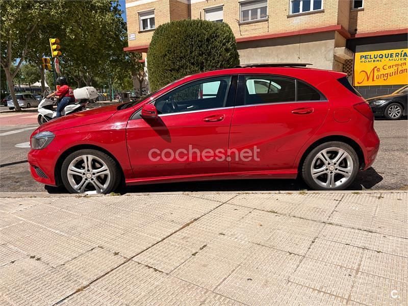 Usado Mercedes A220 Urban 170 CV (125 kW) 2014 Rojo Berlina