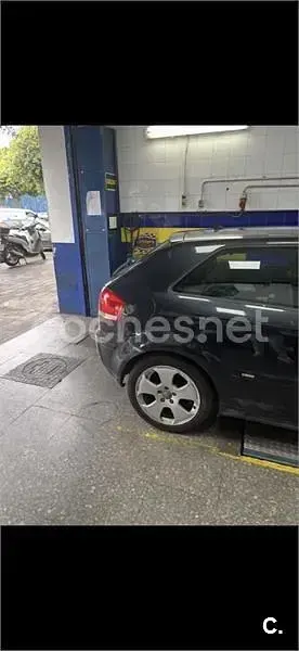 Usado Audi A3 Ambiente 140 CV (102 kW) 2004 Negro Utilitario