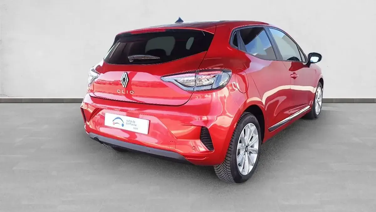 Usado Renault Clio Evolution 101 CV (74 kW) 2025 Utilitario