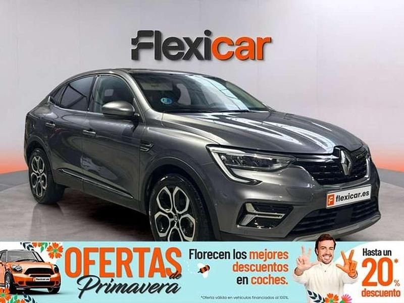 Usado Renault Arkana Techno 145 CV (106 kW) 2023 Gris SUV