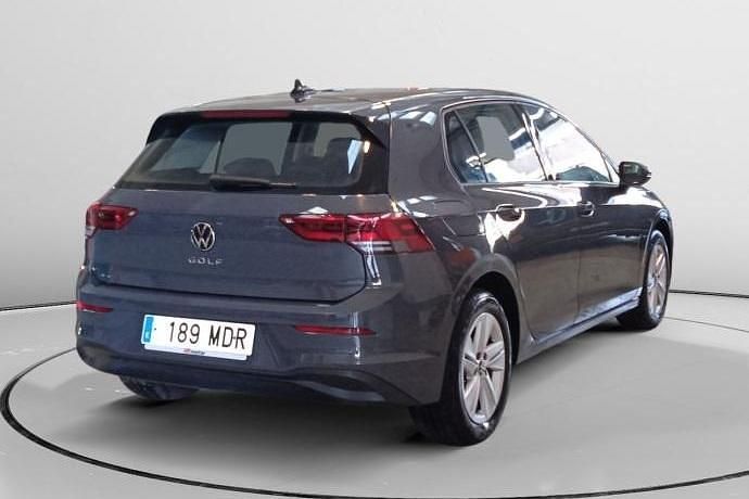 Usado VW Golf VIII Life 131 CV (96 kW) 2022