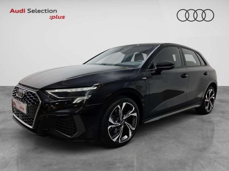 Usado Audi A3 Sportback e-tron S-Line 204 CV (150 kW) 2022 Negro Utilitario