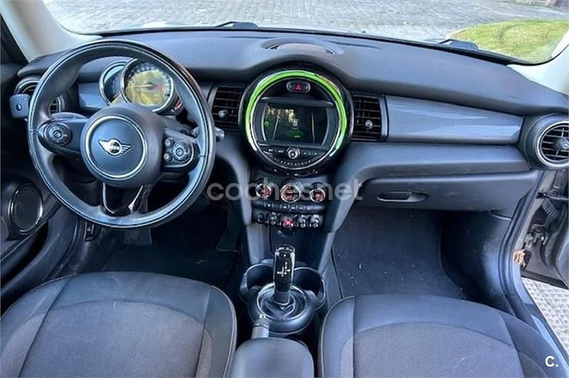 Usado Mini Cooper D 116 CV (85 kW) 2019 Gris / plata Utilitario