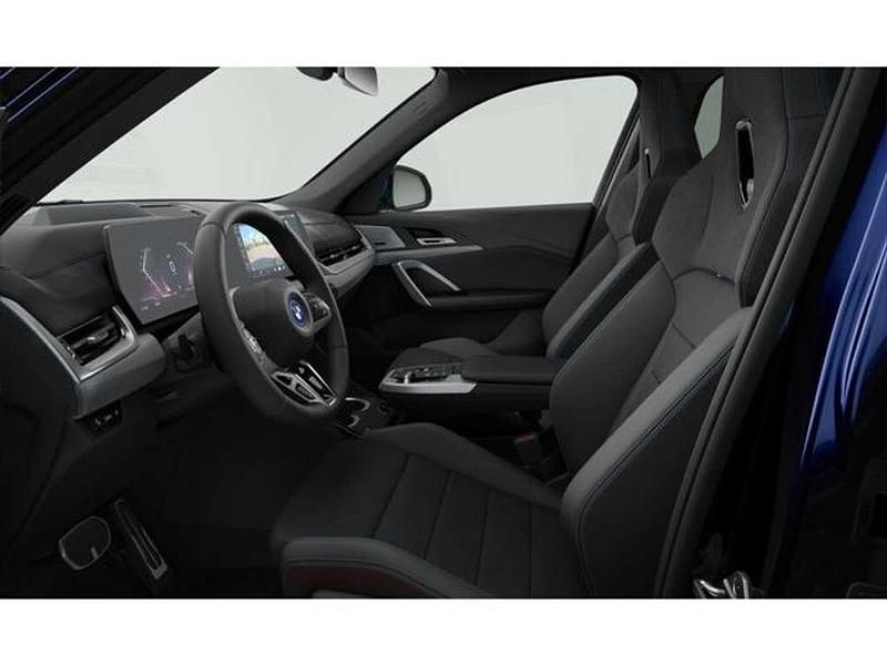 Azul Usado 2024 BMW iX1 SUV | 46.900 € (Super precio) - Imagen 1/2