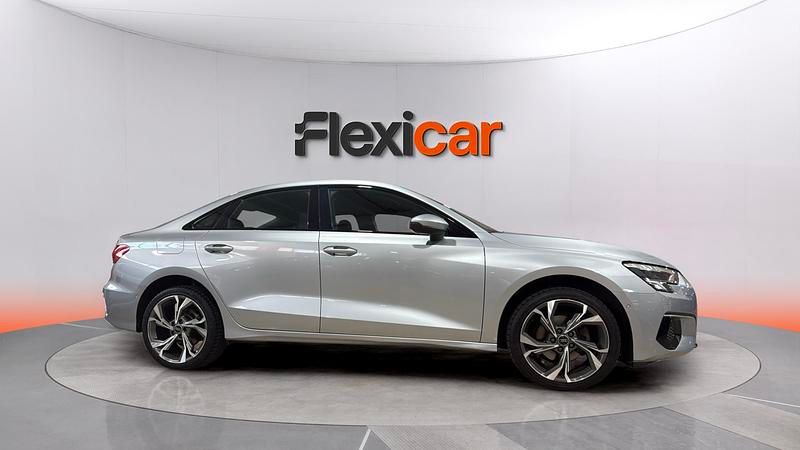 Usado Audi A3 Premium 110 HP (80 kW) 2023 Cinzento Sedan
