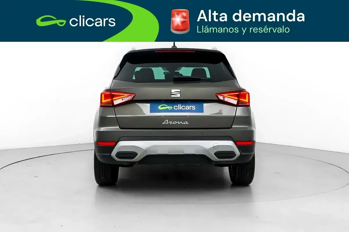 Usado Seat Arona Xperience 116 CV (85 kW) 2025 Gris SUV
