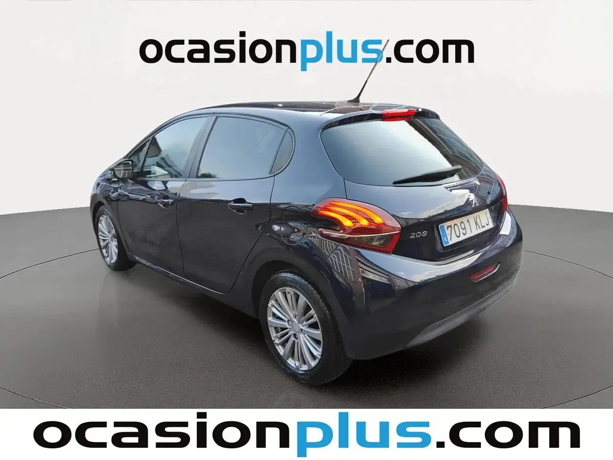 Usado Peugeot 208 Style 82 CV (60 kW) 2018 Azul Utilitario