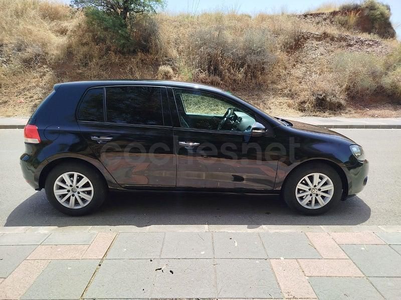 Usado VW Golf VI Advance 105 CV (77 kW) 2011 Negro Utilitario