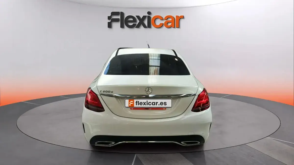 Usado Mercedes C200 160 CV (117 kW) 2020 Blanco Berlina