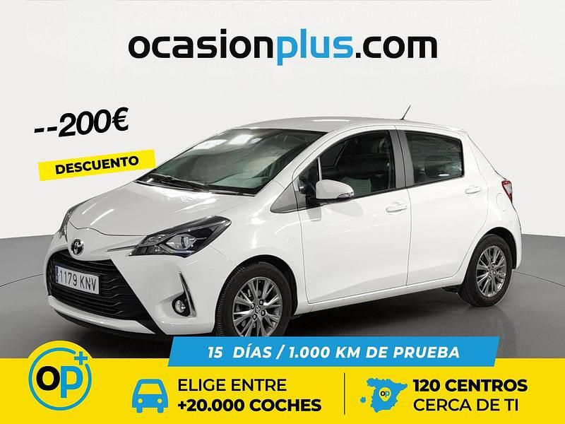 Usado Toyota Yaris Active 69 CV (50 kW) 2018 Blanco Utilitario