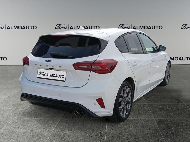 Usado Ford Focus ST-Line X 125 CV (91 kW) 2024 Blanco Berlina