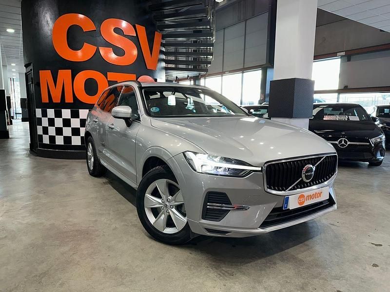 Usado Volvo XC60 Core 197 CV (144 kW) 2023 Plateado SUV