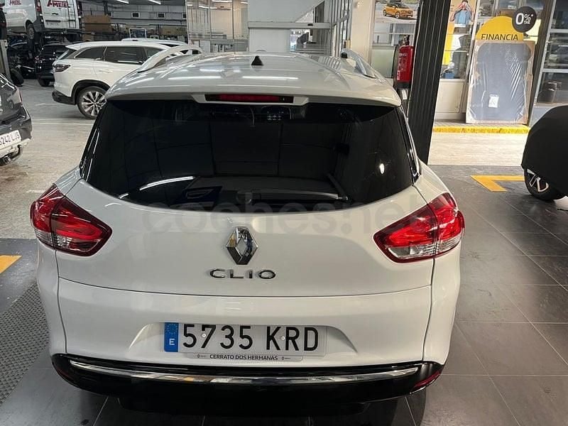Usado Renault Clio GrandTour LIMITED 90 CV (66 kW) 2018 Blanco Familiar