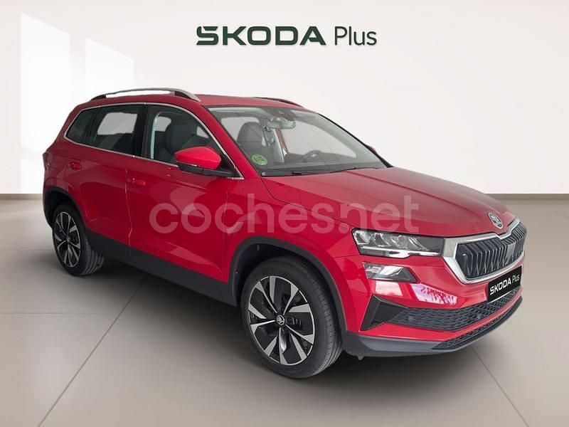 Usado Skoda Karoq 150 CV (110 kW) 2024 Rojo SUV