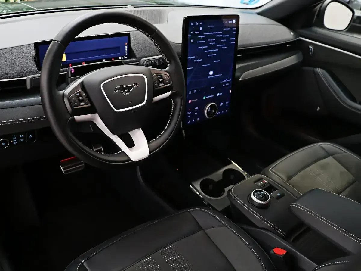 Usado Ford Mustang Mach-E GT 358 kW (487 CV) 2024 Verde SUV