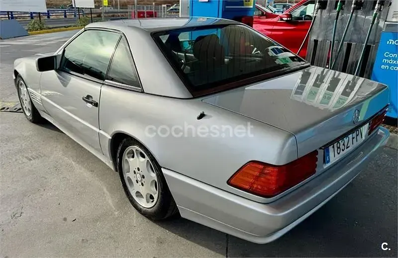 Usado Mercedes SL320 231 CV (169 kW) 1995 Gris / plata Descapotable