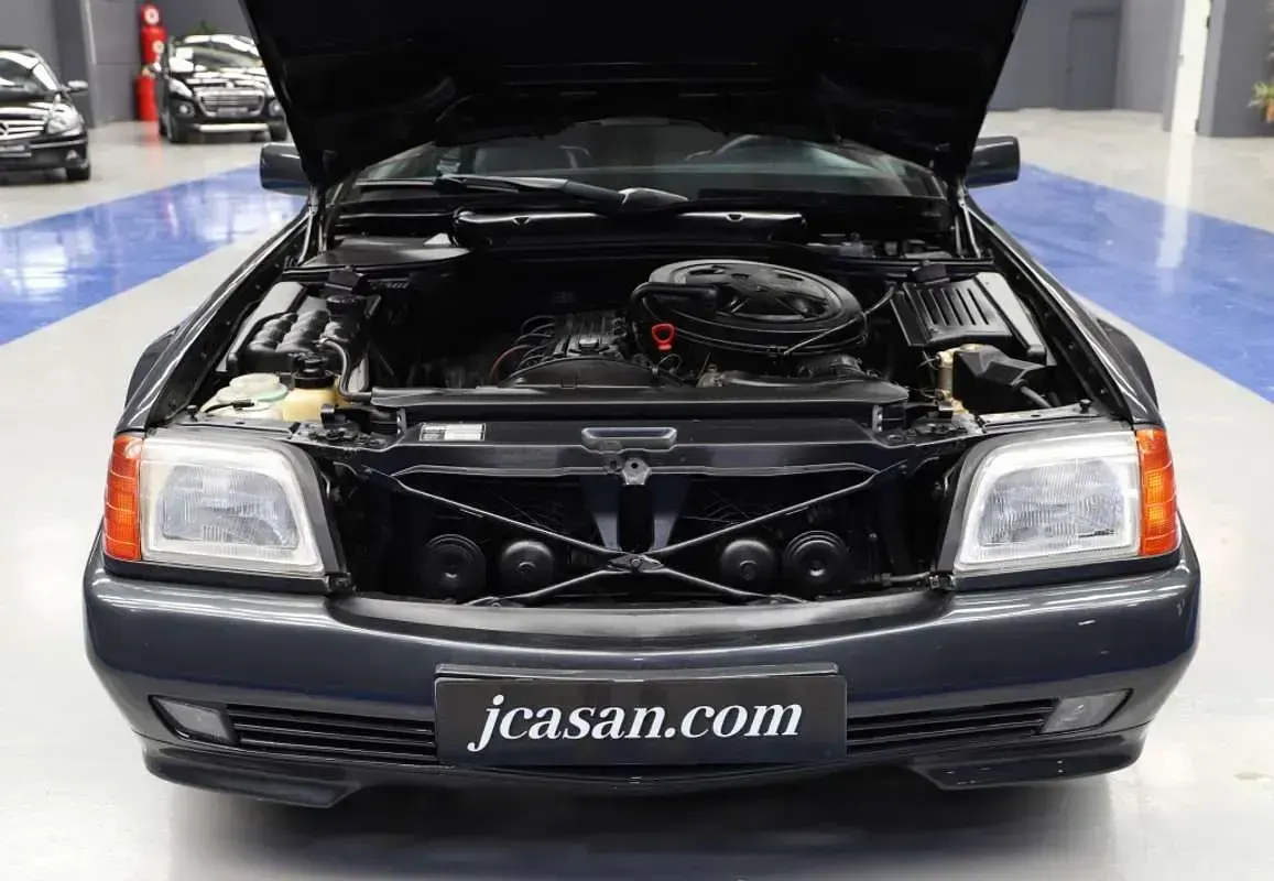Usado Mercedes SL300 189 CV (139 kW) 1991 Gris Descapotable