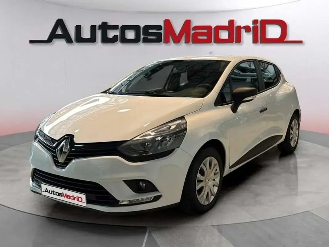 Usado Renault Clio IV Life 75 CV (55 kW) 2017 Blanco Utilitario