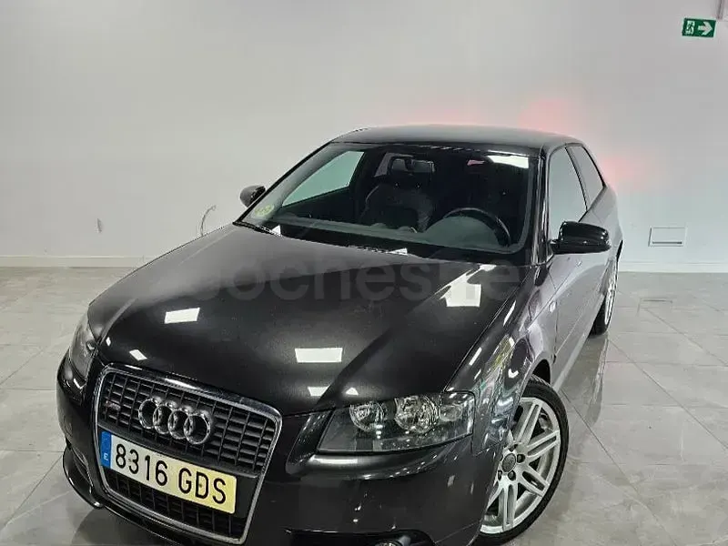 Usado Audi A3 Attraction 140 CV (102 kW) 2009 Gris / plata Utilitario