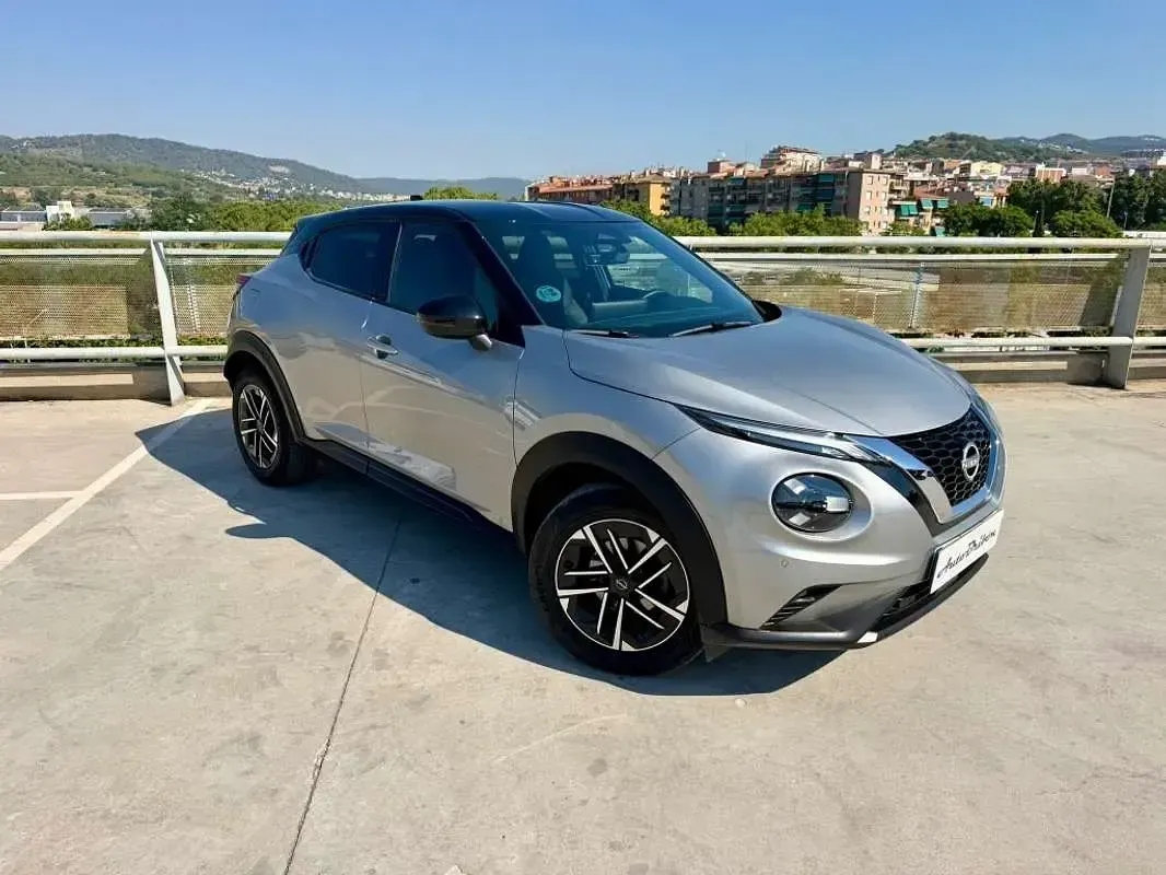Usado Nissan Juke N-Connecta 114 CV (83 kW) 2025 Gris SUV