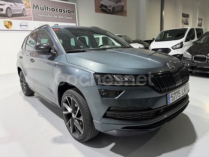 Usado Skoda Karoq SportLine 150 CV (110 kW) 2021 Gris / plata SUV