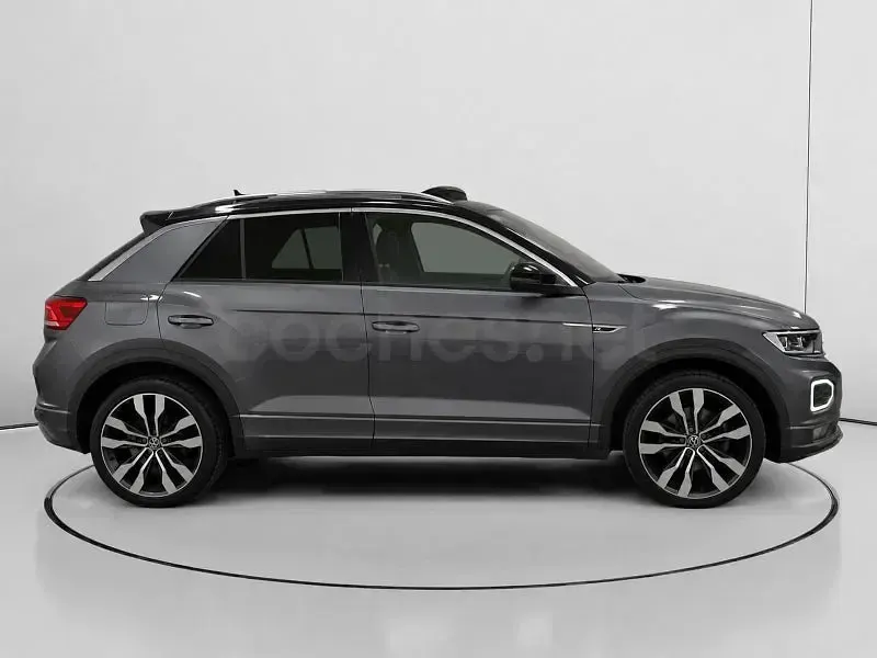 Usado VW T-Roc Sportline 150 CV (110 kW) 2022 Gris SUV