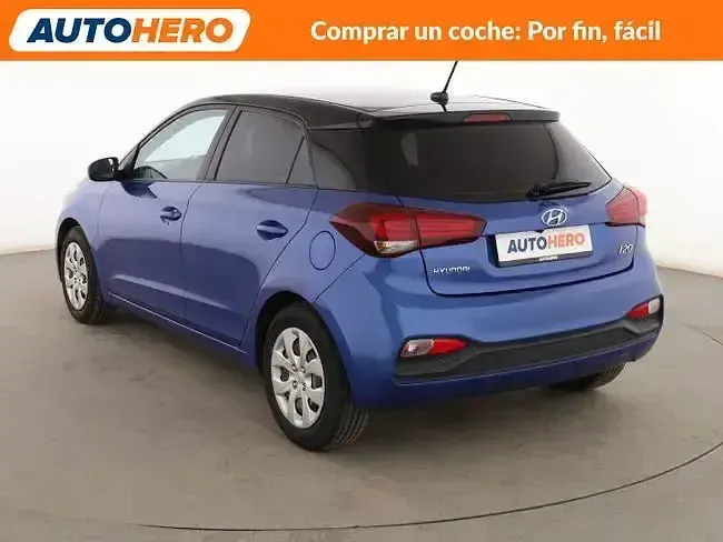 Usado Hyundai i20 75 CV (55 kW) 2018 Azul Berlina