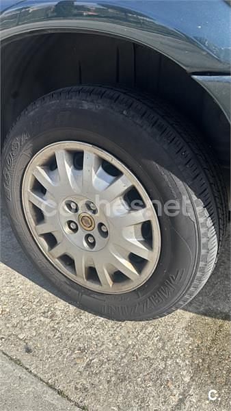 Usado Chrysler Grand Voyager 150 CV (110 kW) 2006 Verde Monovolumen