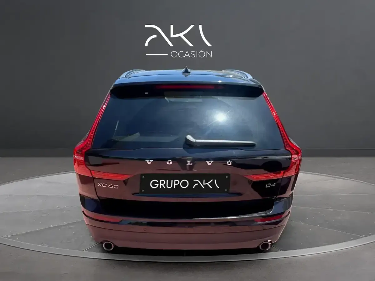 Usado Volvo XC60 Momentum 190 CV (139 kW) 2019 Negro SUV