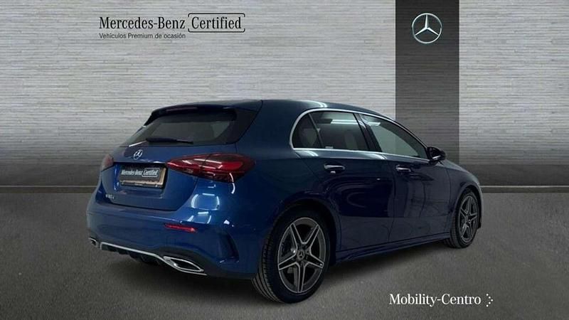 Usado Mercedes A180 109 CV (80 kW) 2024 Azul Utilitario