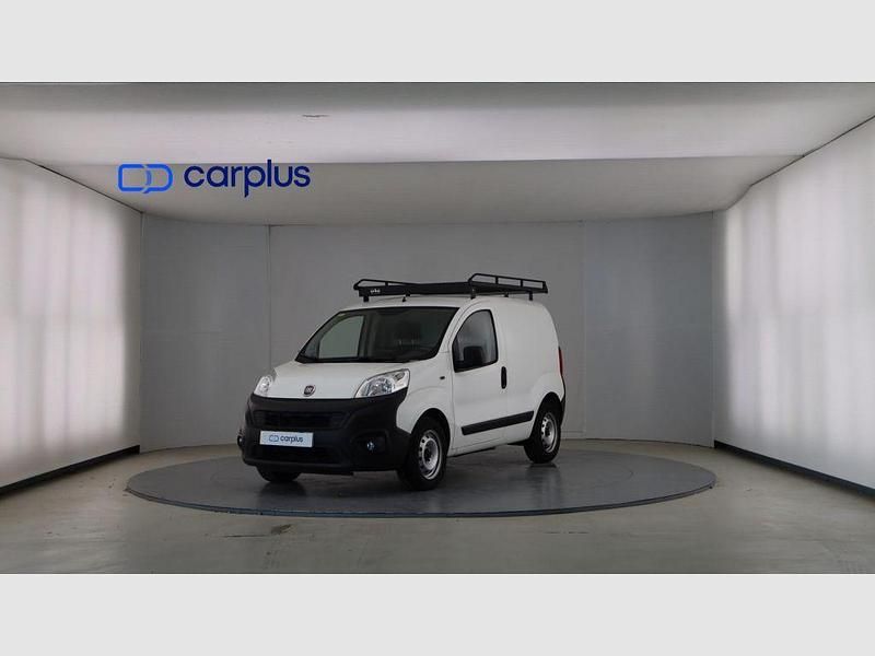 Blanco sólido Usado 2021 Fiat Fiorino Monovolumen | 12.490 € (Precio justo) - Imagen 1/4