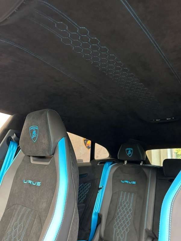 Plateado Usado 2023 Lamborghini Urus SUV | 415.000 € - Imagen 1/3