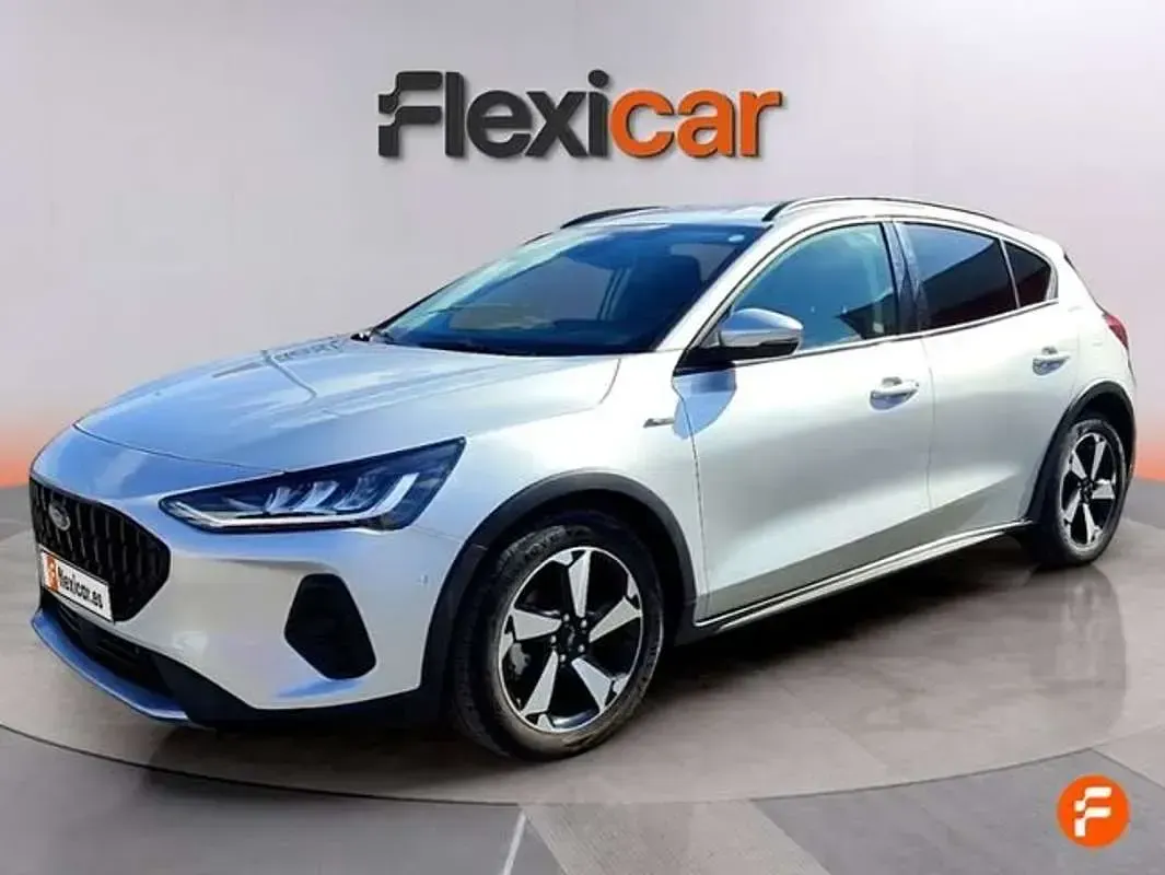 Usado Ford Focus Active 155 CV (114 kW) 2024 Blanco Berlina